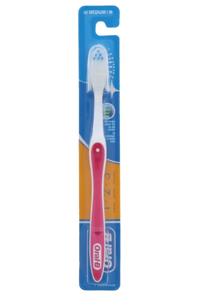 Oral- B Tooth brush